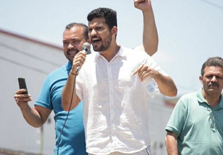 Anthony Britto: "Não posso ficar imóvel diante de tantas dificuldades de nosso povo"