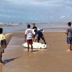 SURF: Final de semana movimentado na Praia de Pirambu