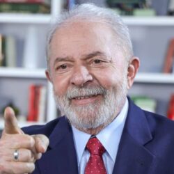 Coluna FIQUE DE OLHO: Com Frente Ampla, PT terá que partilhar composição nos estados, acrescentando que a ocupação será por critérios preferencialmente técnicos