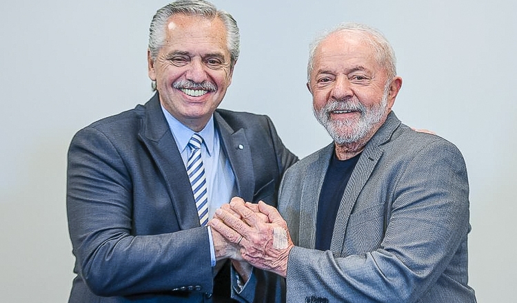 ☆ LULA: Efeito imediato: Lula já reaproxima o Brasil do resto do mundo